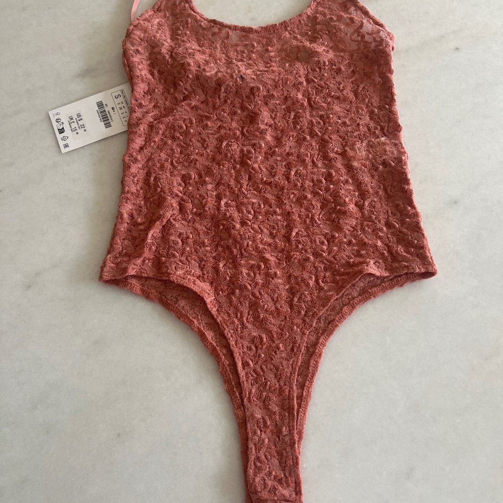 Zara Lace Scoop Bodysuit